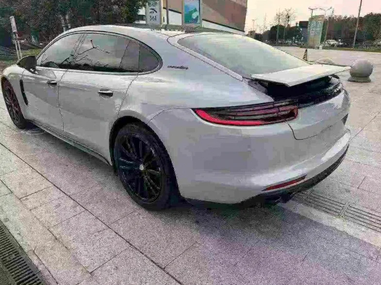 保时捷帕拉梅拉 内饰前排