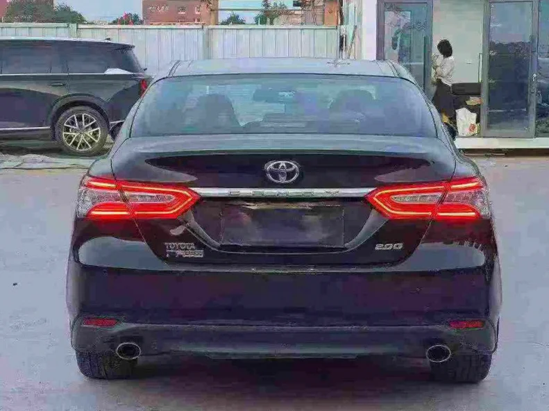 丰田凯美瑞 后面外观二