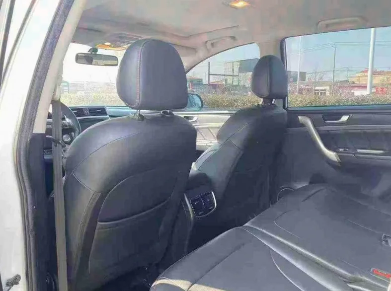 哈弗M6 后面外观二