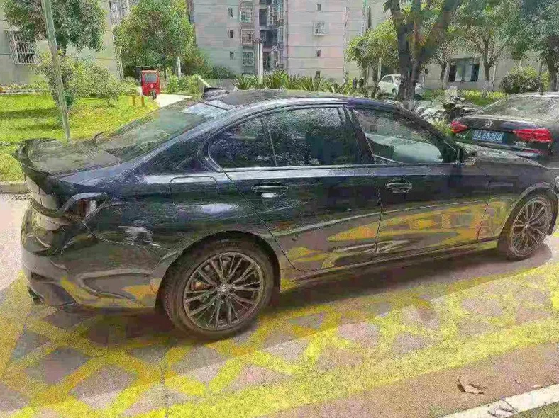 宝马3系 内饰前排