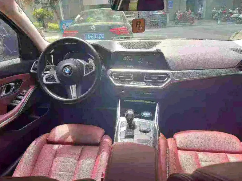 宝马3系 后面外观二