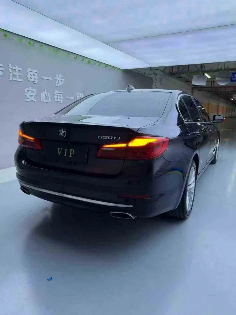 宝马5系 内饰后排