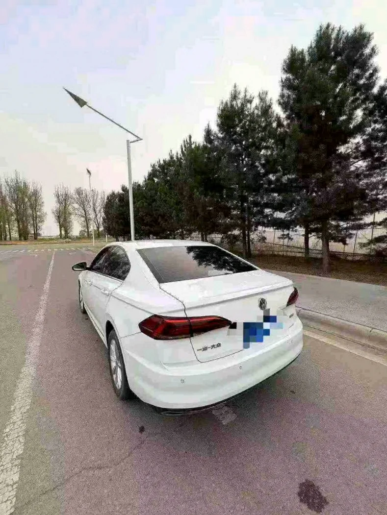 大众宝来 驾驶室