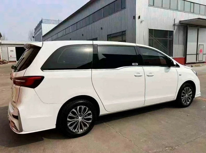 别克GL8 内饰后排