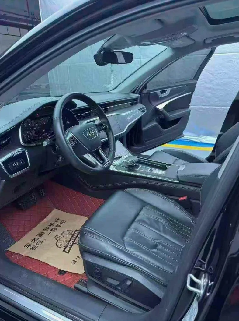 奥迪A6L 后面外观一