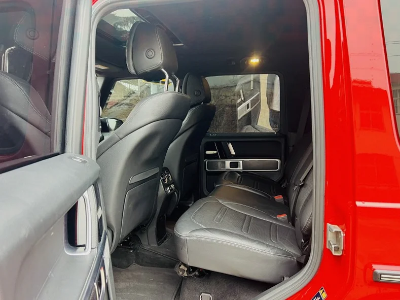 奔驰G 后面外观一