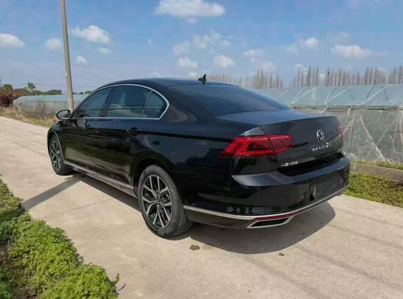 大众迈腾 后面外观二