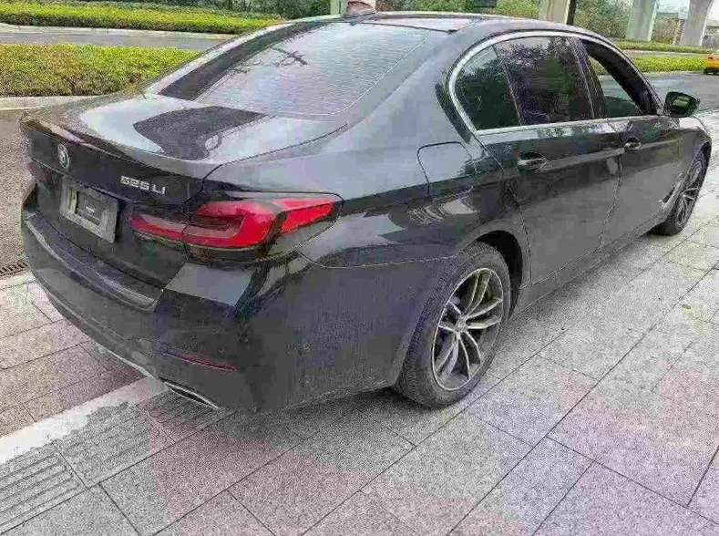 宝马5系 内饰后排