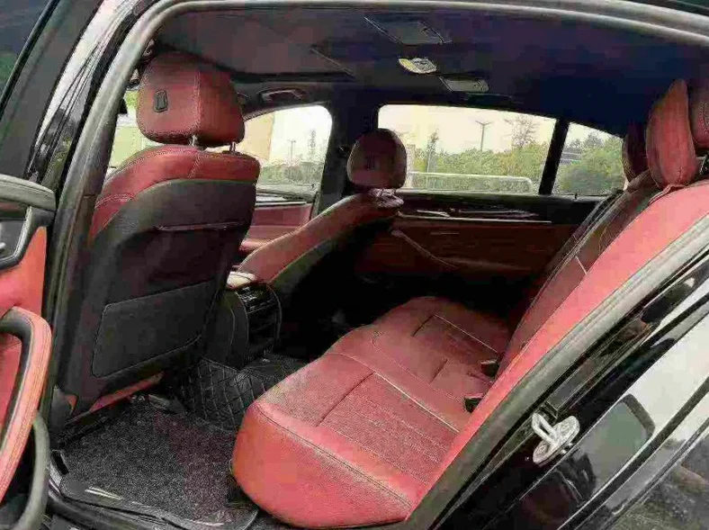 宝马5系 后面外观三