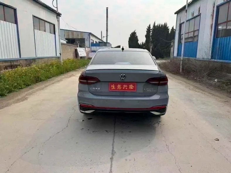 大众朗逸 后面外观三