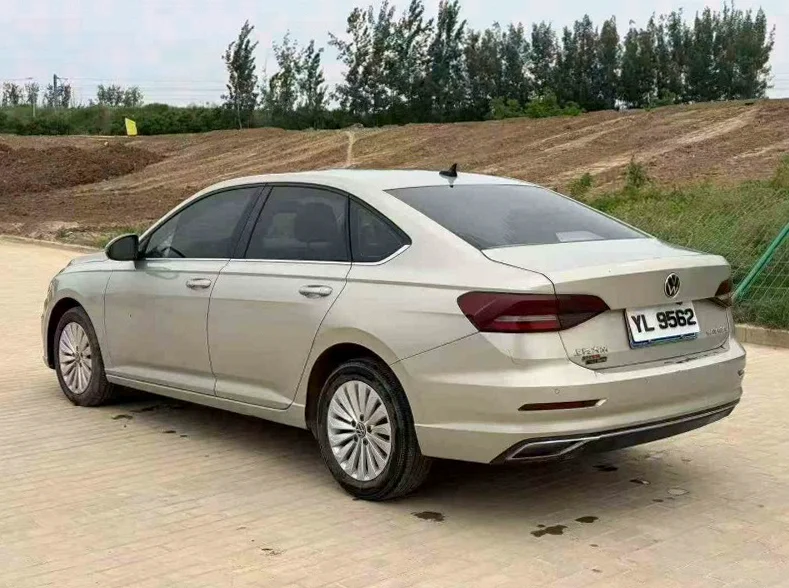 大众朗逸 内饰后排