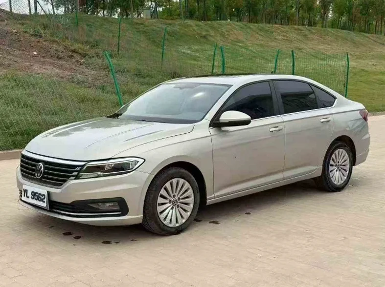 大众朗逸 正面外观三