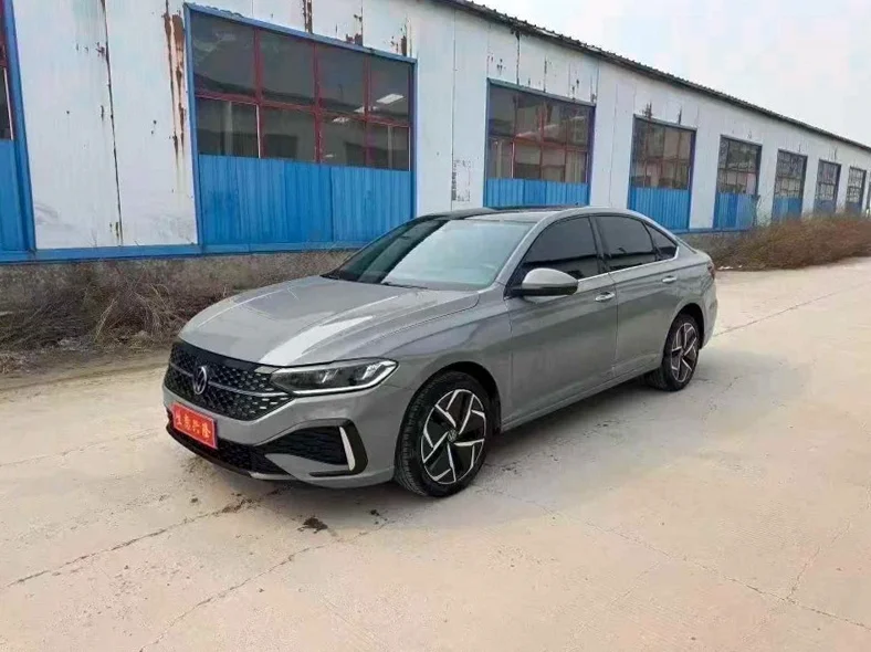 大众朗逸 驾驶室