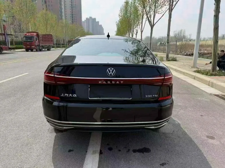 大众帕萨特 后面外观二