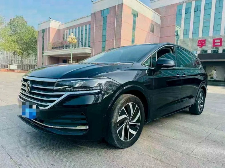 大众威然 正面外观二