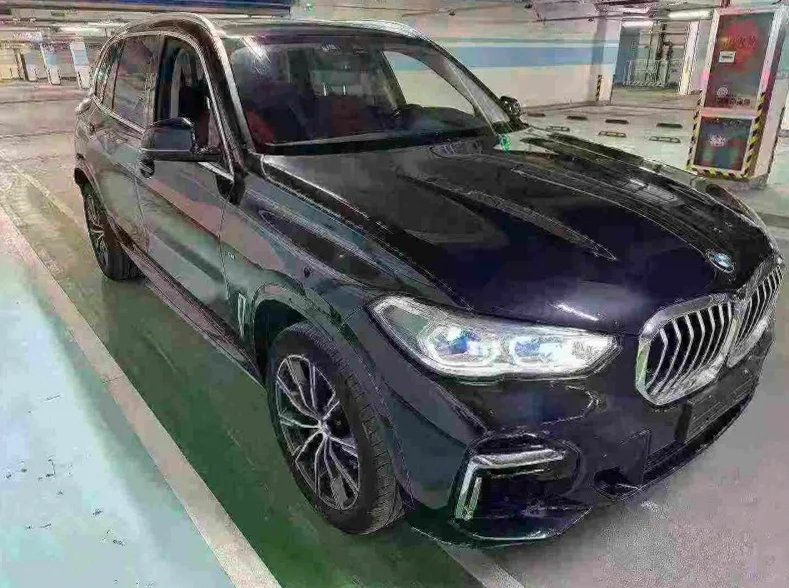 宝马X5 后面外观二