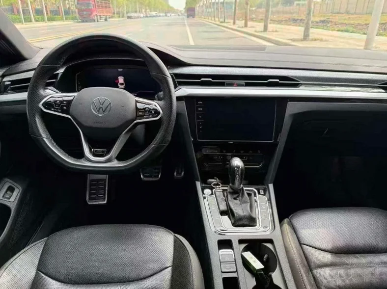 大众CC 内饰后排