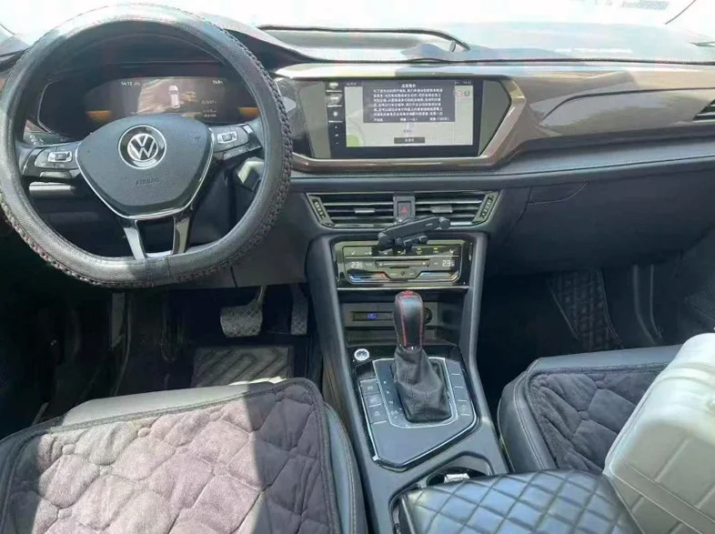 大众途岳 内饰后排