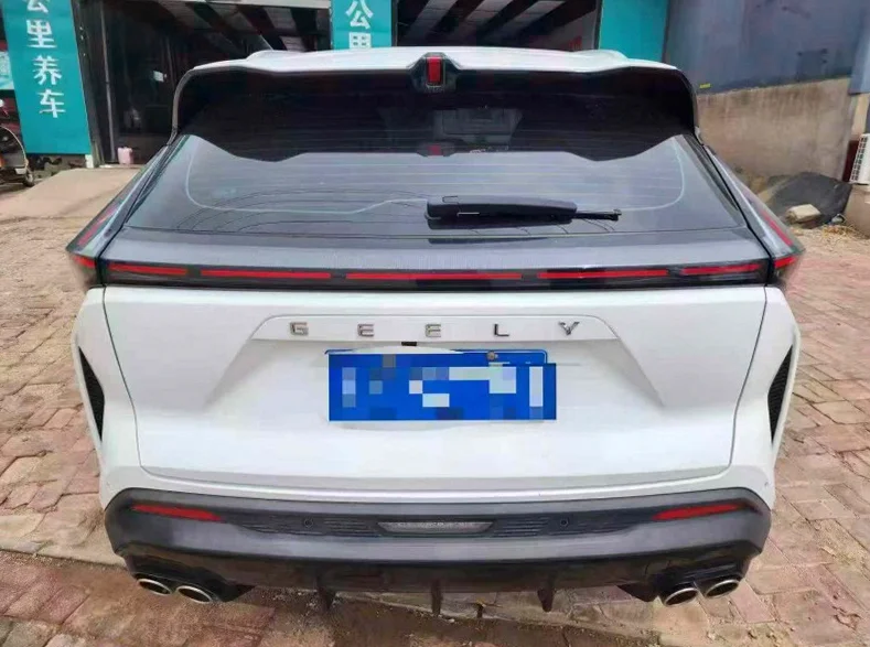 吉利博越 后面外观二