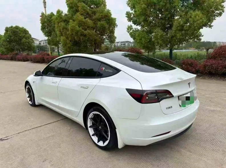 特斯拉MODEL 内饰后排