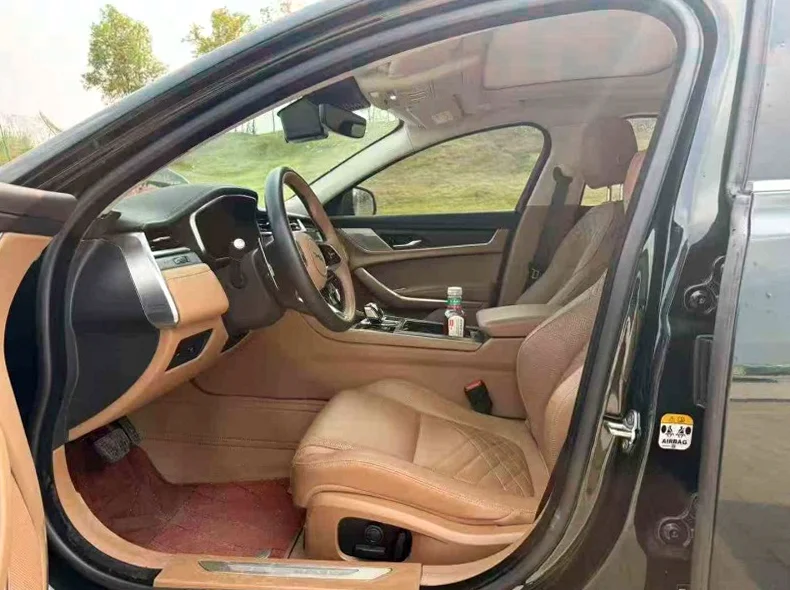 捷豹XFL 后面外观二