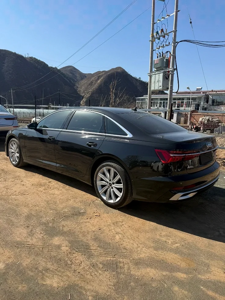 奥迪A6L 后面外观二