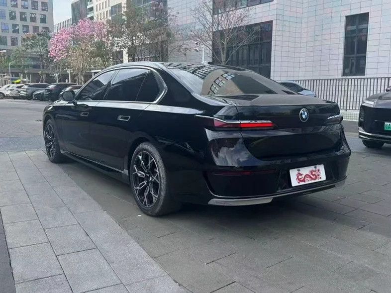 宝马7系 内饰后排