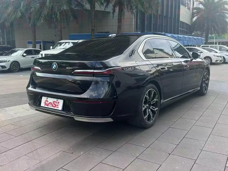 宝马7系 内饰前排