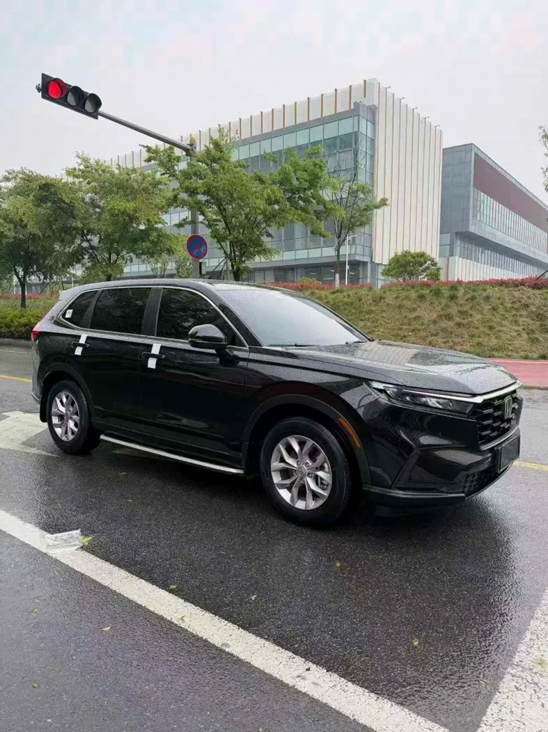 本田CRV 正面外观二