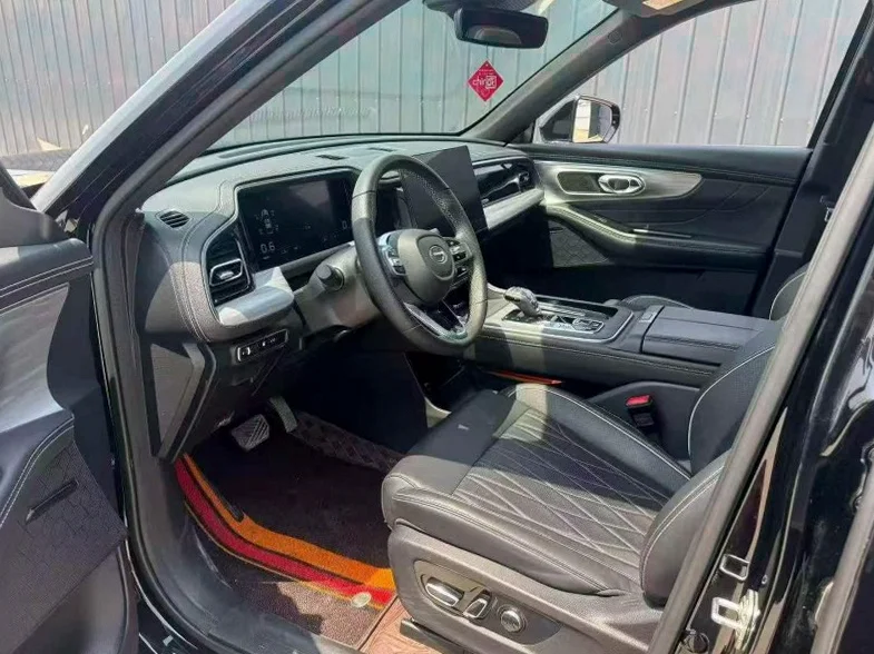 传祺GS8 后面外观一