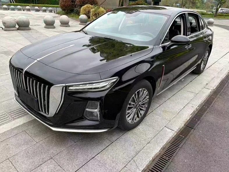 红旗H5 正面外观二