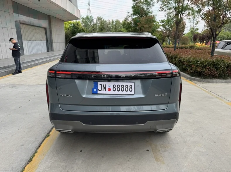 奇瑞探索 驾驶室