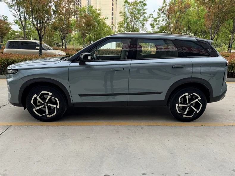 奇瑞探索 后面外观二