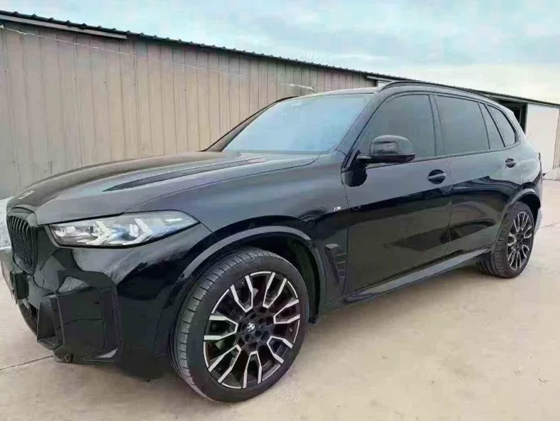 宝马X5 正面外观二