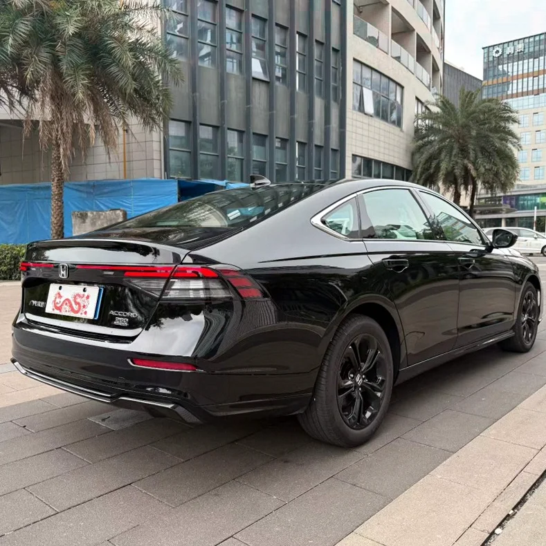 本田雅阁 内饰前排