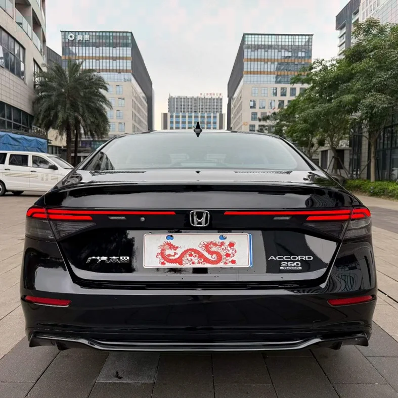 本田雅阁 驾驶室