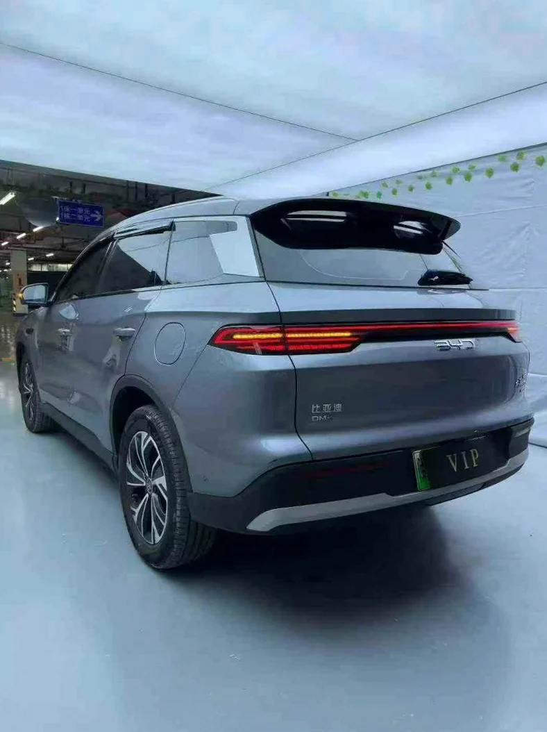 比亚迪宋 内饰前排