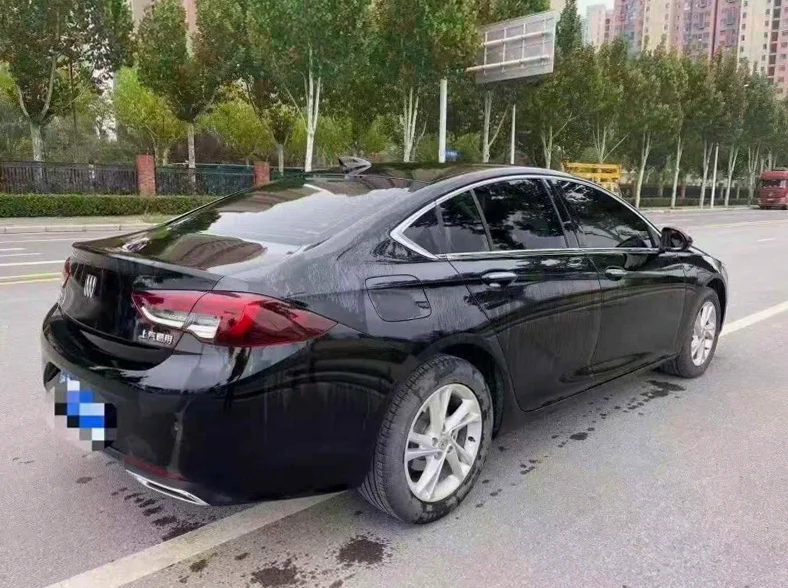 别克君威 后面外观三