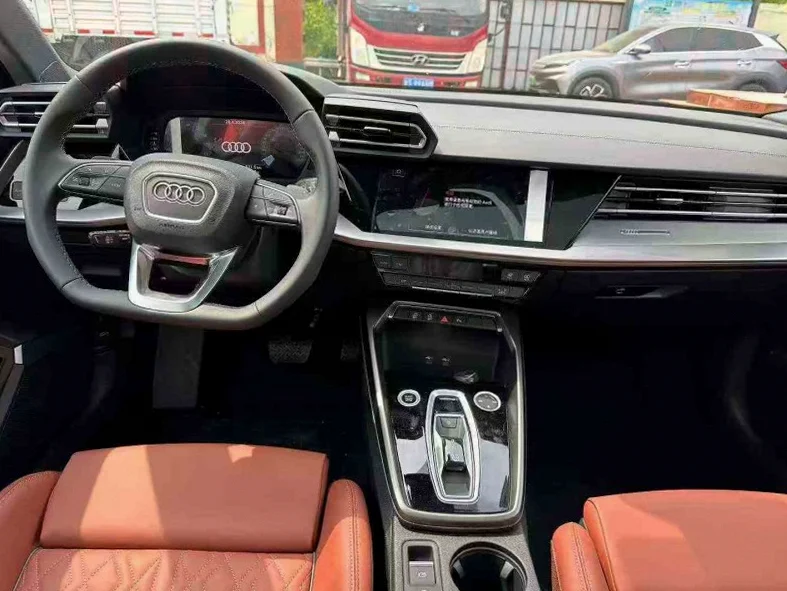 奥迪A3 后面外观三