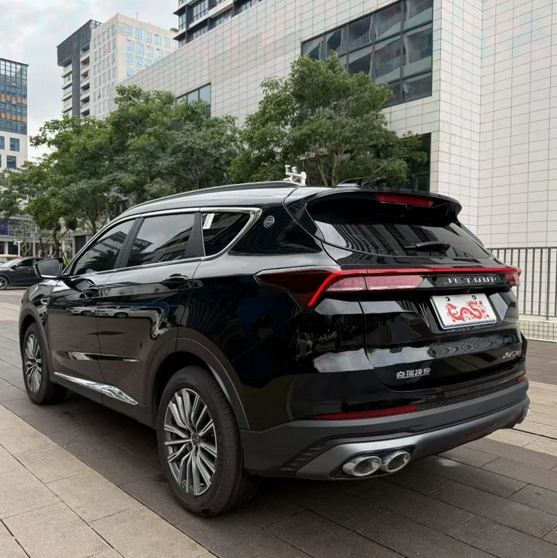 奇瑞捷途 内饰后排