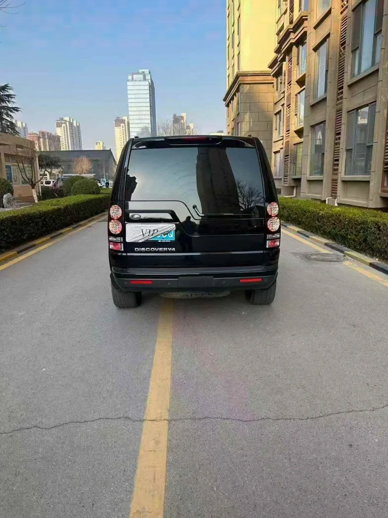 路虎发现 后面外观三