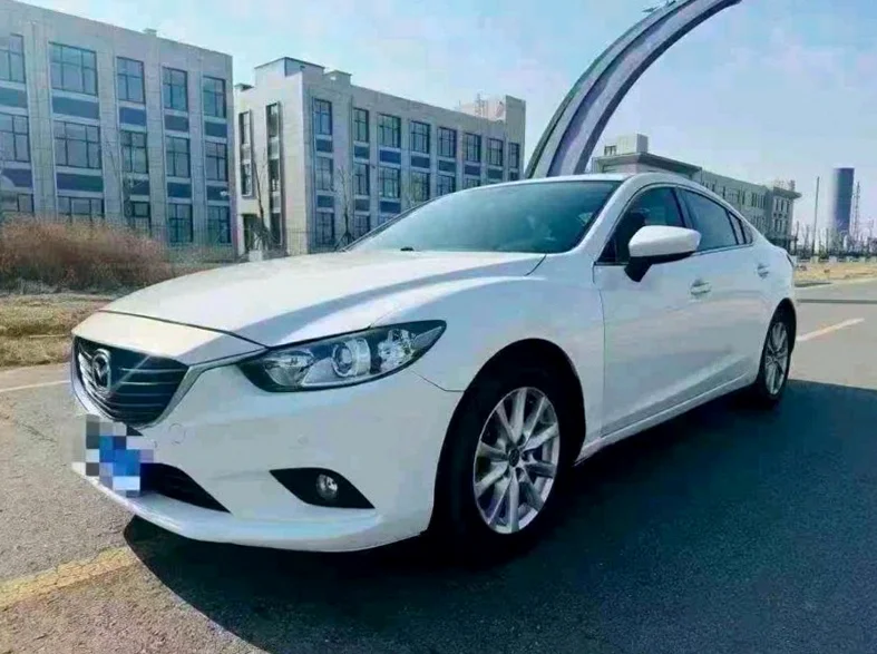 马自达阿特兹 正面外观二