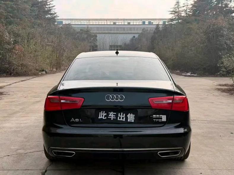 奥迪A6L 驾驶室
