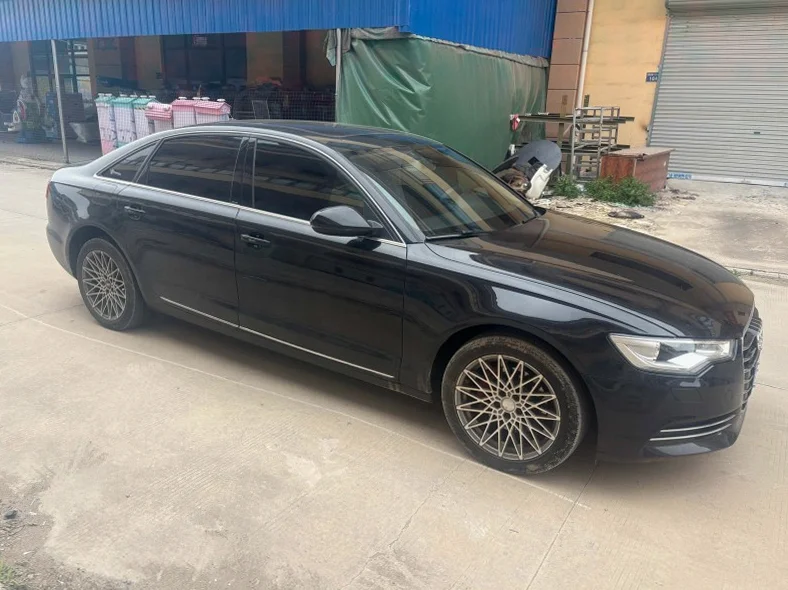 奥迪A6L 正面外观三