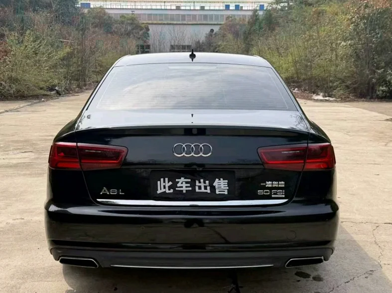 奥迪A6L 驾驶室