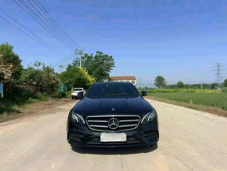 17年奔驰E300 2.0T 豪华版