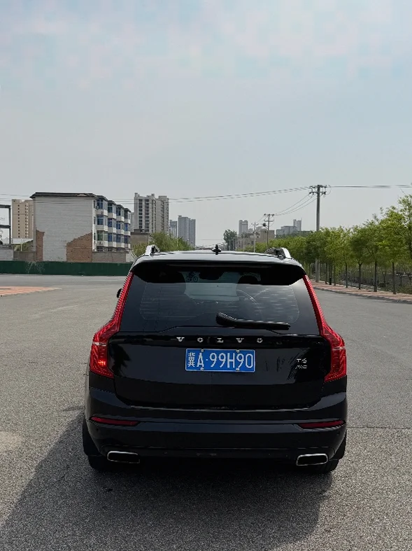 沃尔沃XC90 后面外观三