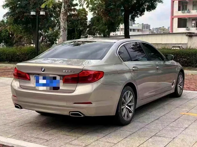 宝马5系 内饰前排