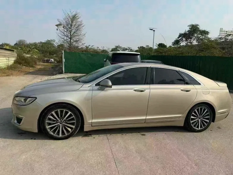 林肯MKZ 内饰前排