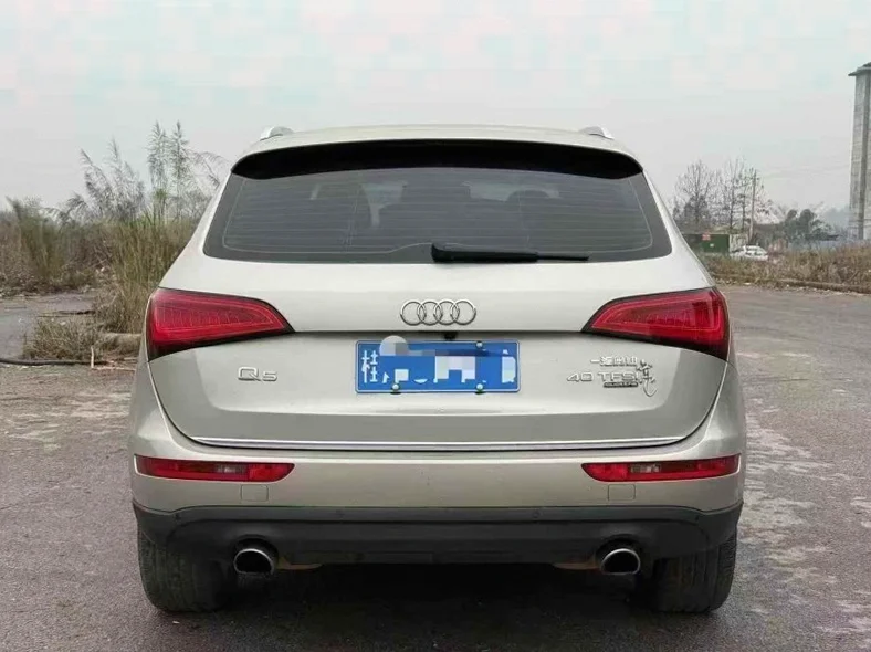 奥迪Q5 驾驶室